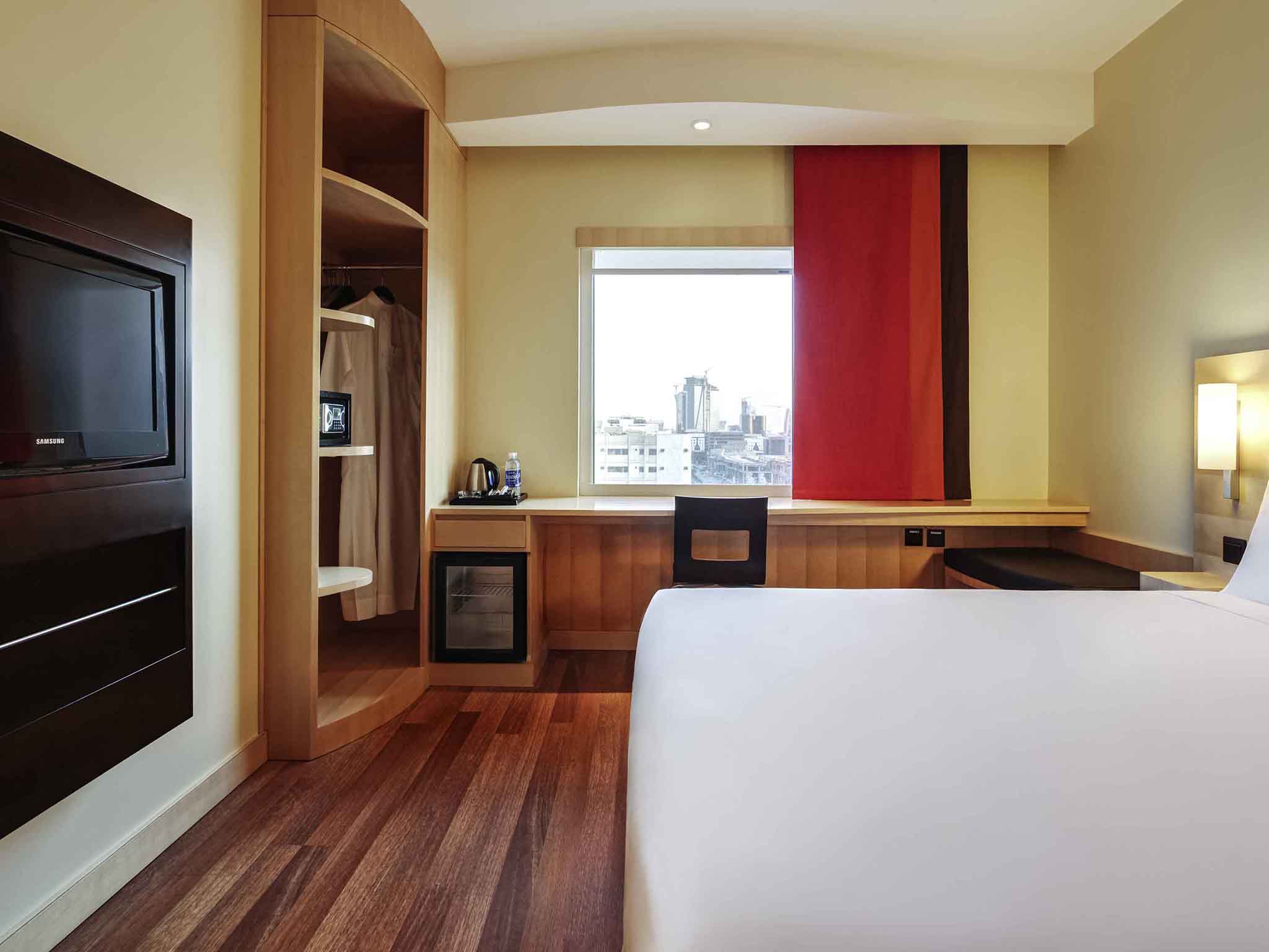 Ibis Riyadh Olaya Street