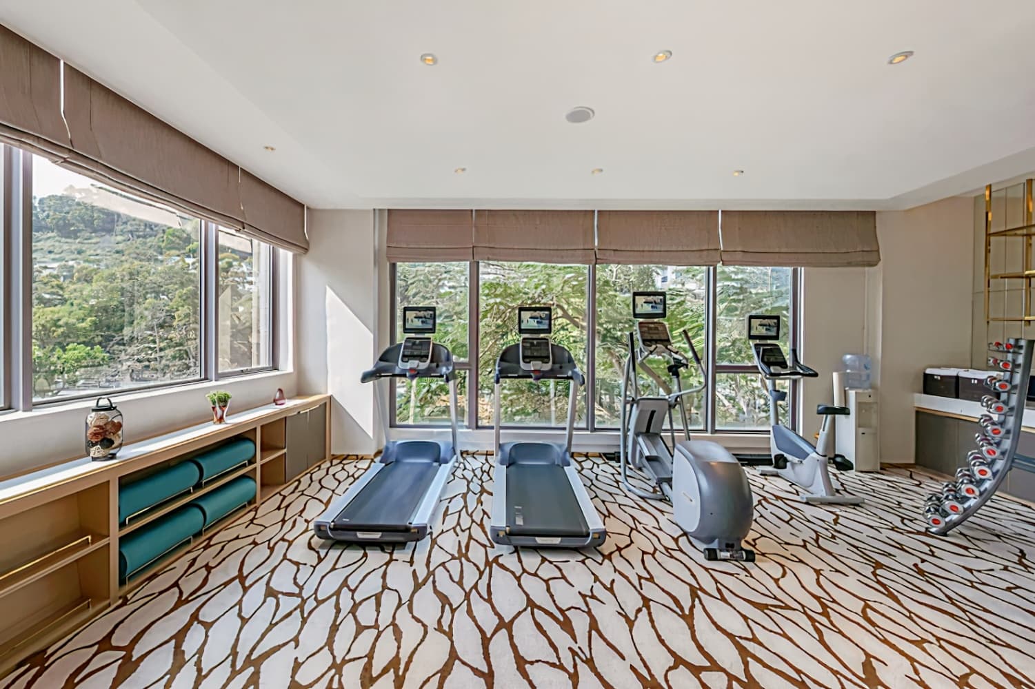 Dorsett Tsuen Wan, Hong Kong