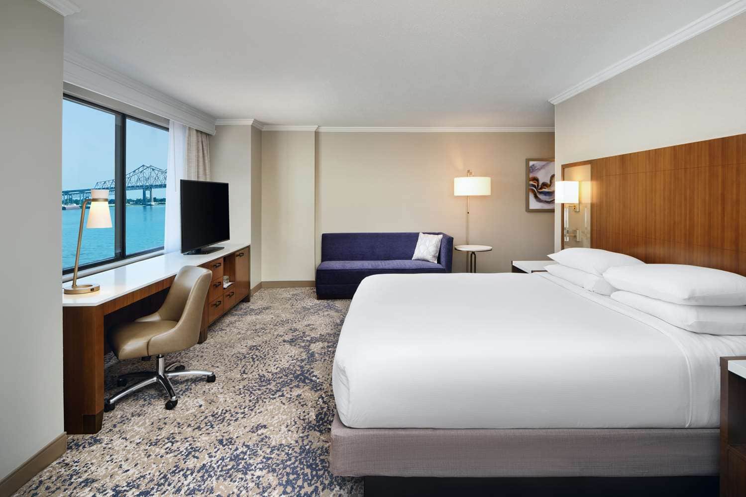 Hilton New Orleans Riverside