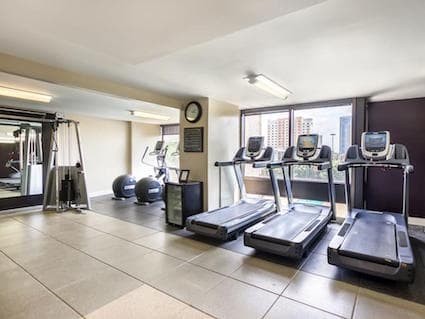 DoubleTree by Hilton Hotel & Suites by the Galleria