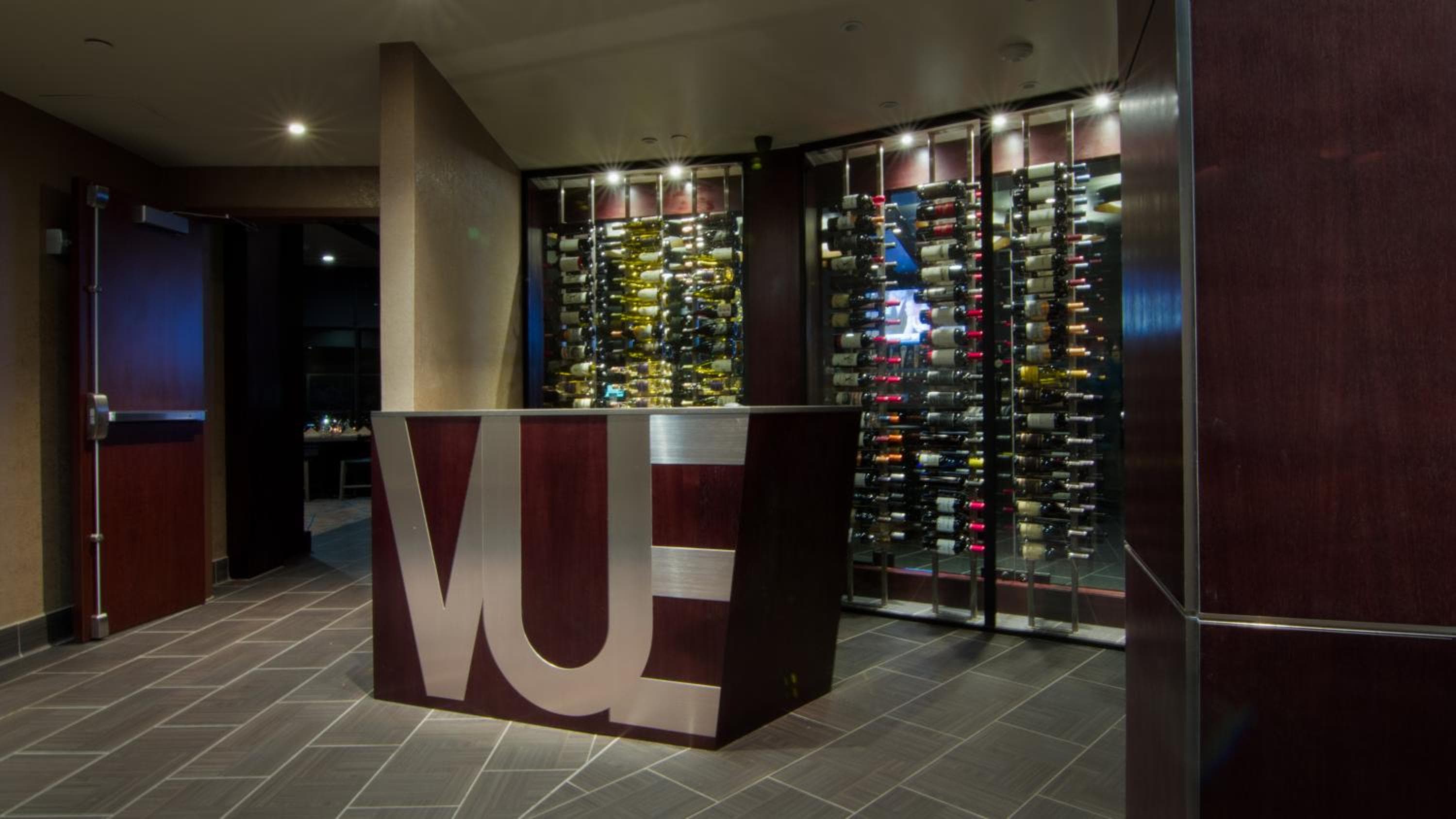 Holiday Inn Long Beach - Airport, an IHG Hotel