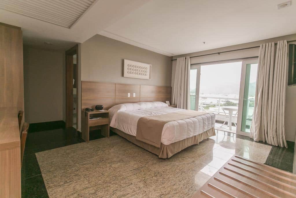 Royalty Barra Hotel
