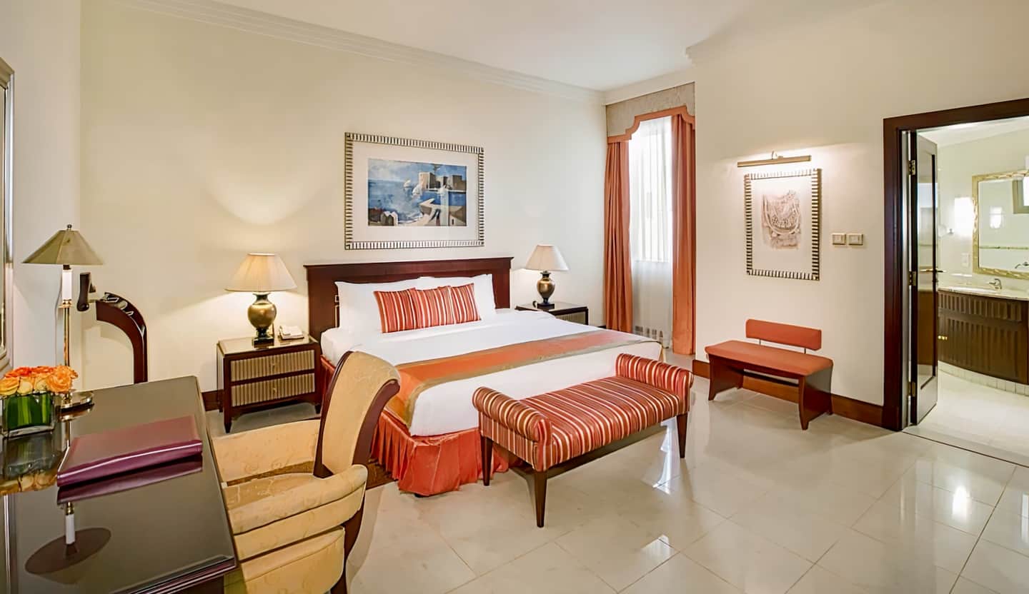 Pearl City Suites